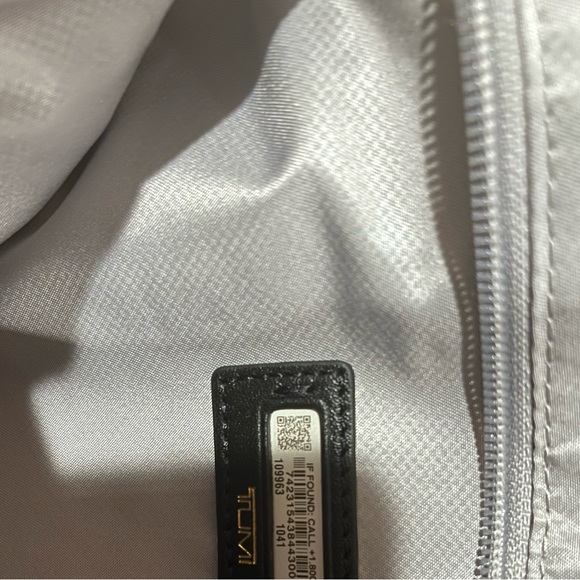 Tumi Carson Backpack. New - Picture 6 of 9